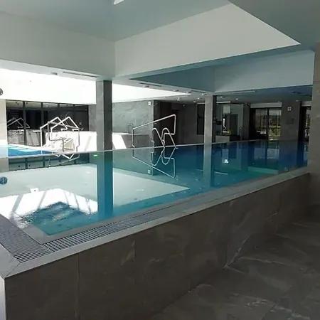Port Basen&jacuzzi *