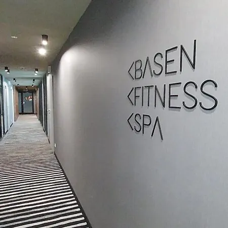 Port Basen&jacuzzi Appartement Kołobrzeg